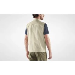 FJÄLLRÄVEN TRAVELLERS MT VEST M Herren - Weste 12 FJÄLLRÄVEN TRAVELLERS MT VEST M Herren - Weste -Outdoor-Ausrüstung 5637699857 d travellers mt vest m fjaellraeven 24