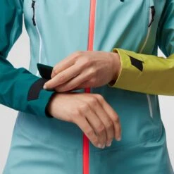 Ortovox WESTALPEN 3L LIGHT JACKET W Damen - Hardshelljacke 30 Ortovox WESTALPEN 3L LIGHT JACKET W Damen - Hardshelljacke -Outdoor-Ausrüstung 5638014031 o westalpen 3l light jacket w ortovox 24